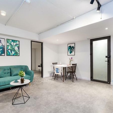 Cozrum Homes - Premier Residence Ho Či Minovo Město Exteriér fotografie
