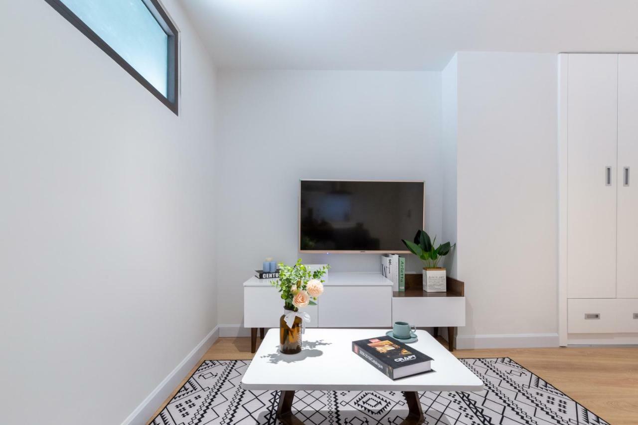 Cozrum Homes - Premier Residence Ho Či Minovo Město Exteriér fotografie